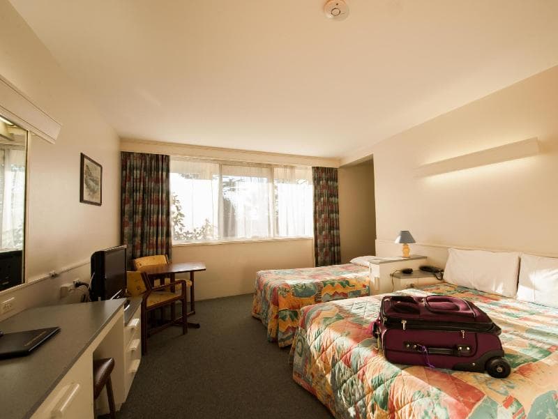 Parklane Motel photo 1