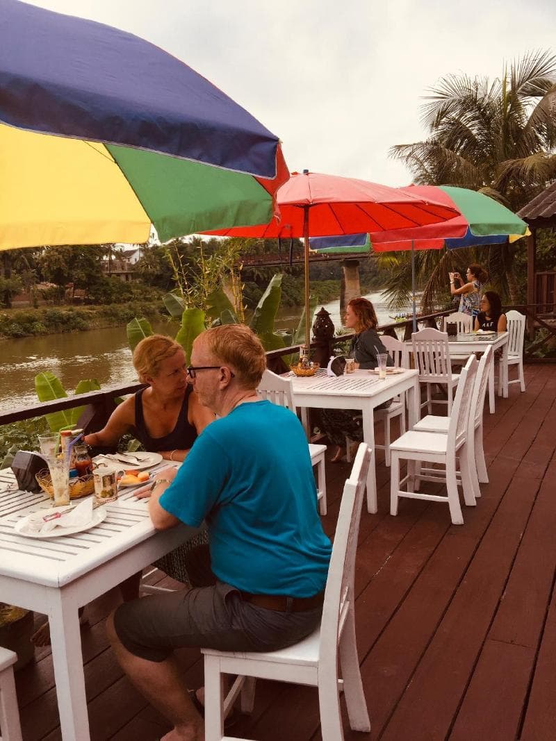 Merry Riverside Hotel 3
