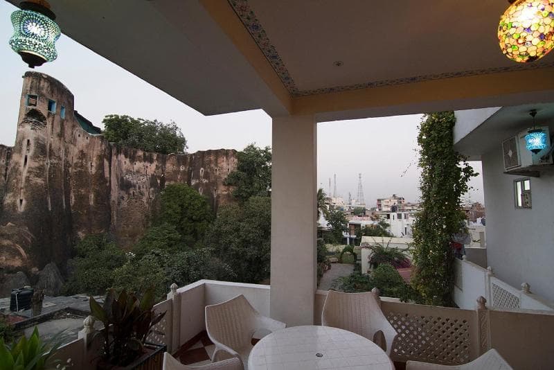 Chitra Katha Hotel main
