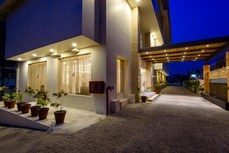 Regenta Central Jaipur 5