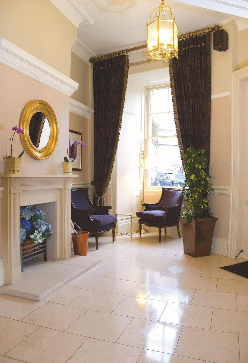 Royal Hotel 4