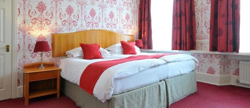 Royal Hotel 3