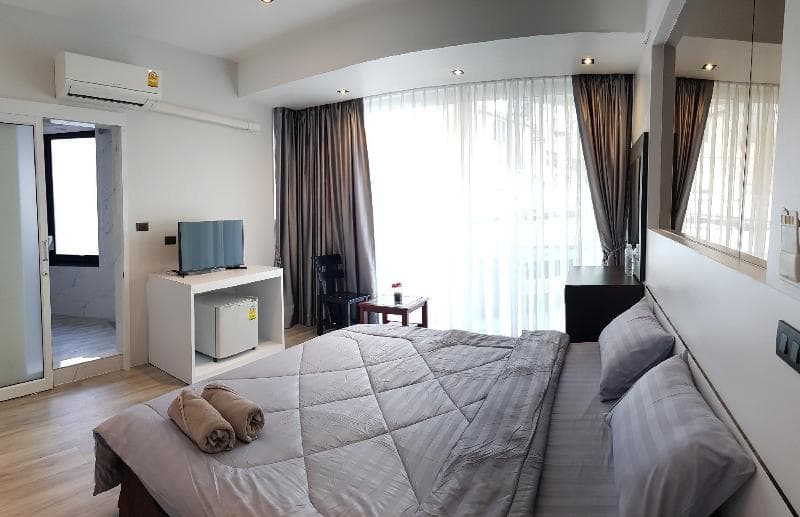 B&B Patong Beach House photo 1