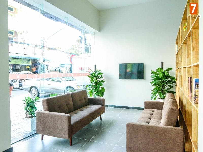 7 Days Premium Hotel 3
