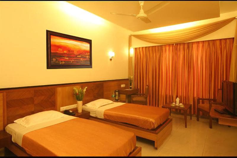 Hotel Dhiraj 3