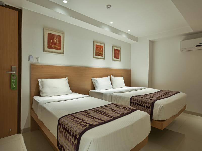 Hotel Leafio Mumbai 5