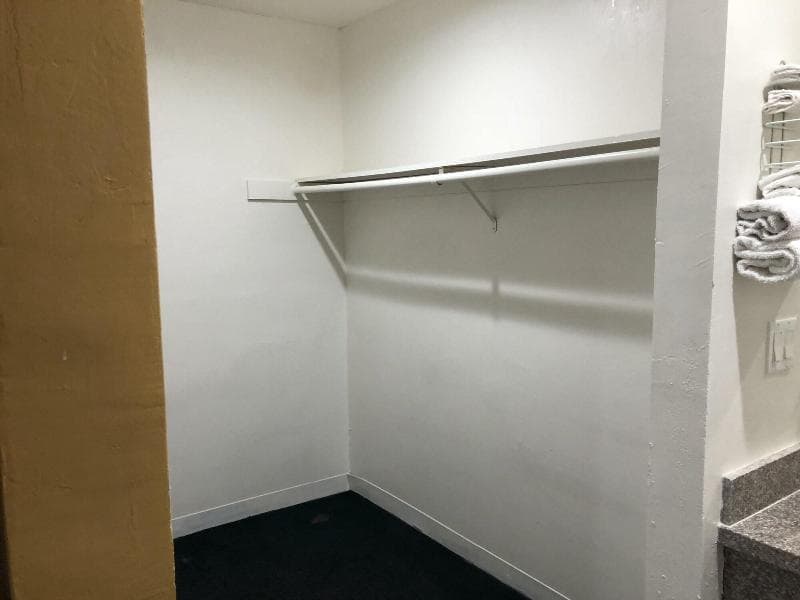 Los Angeles Inn & Suites Lax 4