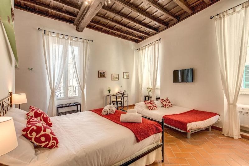 Piccolo Trevi Suites 4