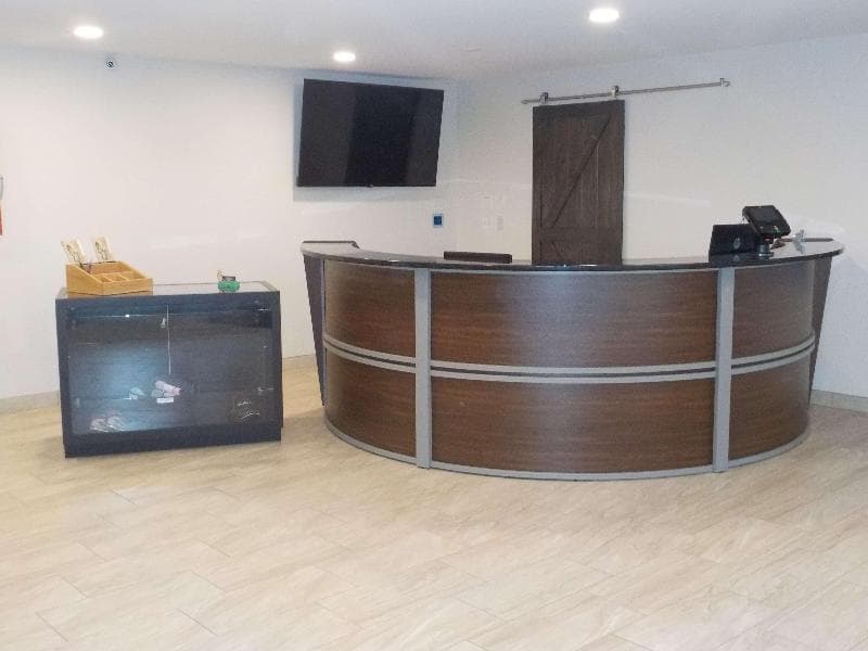 SureStay Hotel by Best Western Thomson 4