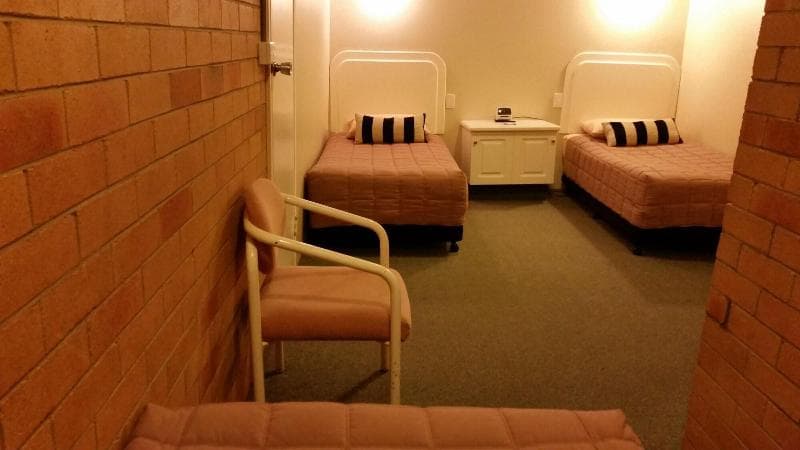 Cousins Motor Inn photo 1
