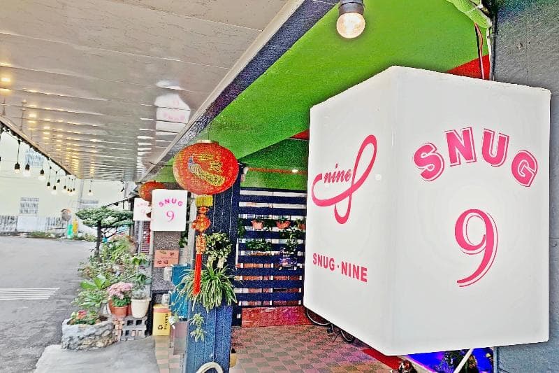 Snug Nine Inn 3