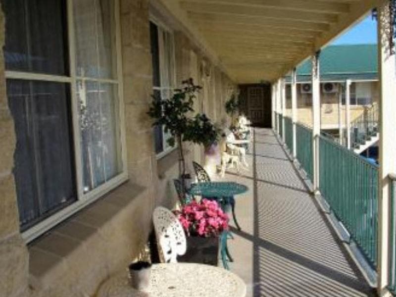 Soldiers Motel main