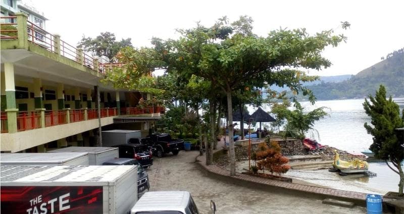 Hotel Pandu Lakeside Parapat (Adults Only) photo 1