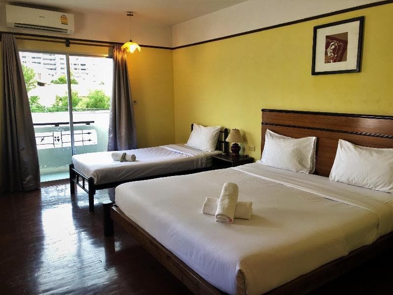 Baan Talay 4