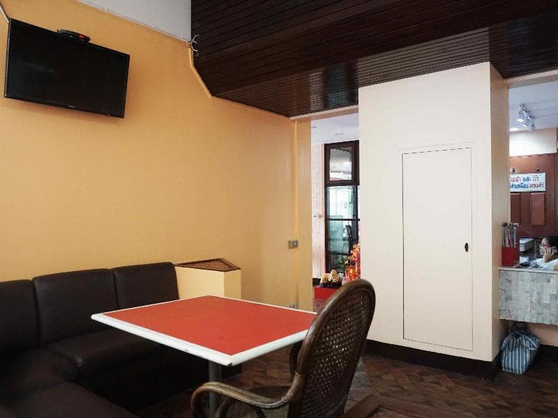 Sureena Hotel 4