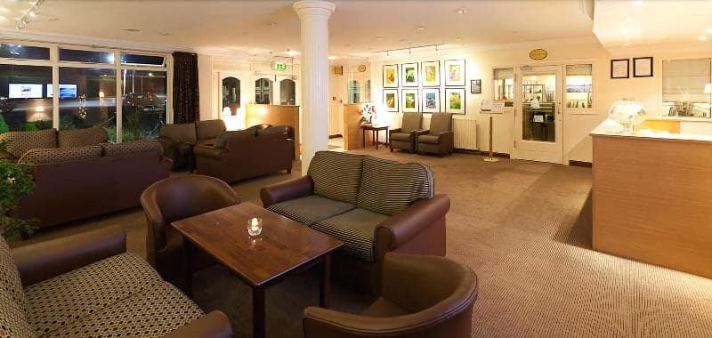 The Glenside Hotel main