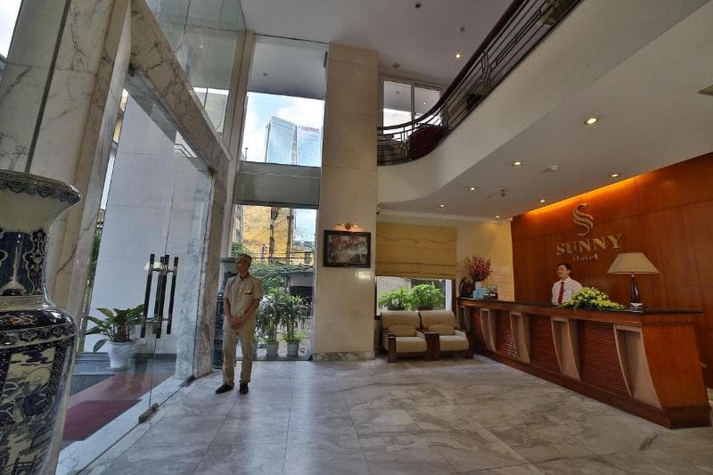 Sunny Hotel 1 3