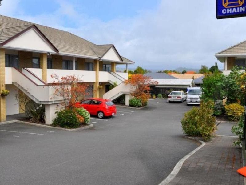 Fenton Court Motel 3