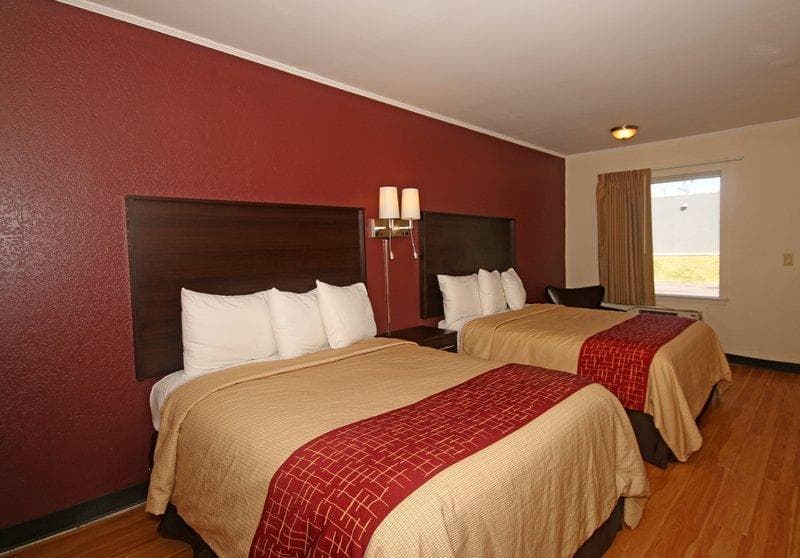 Red Roof Inn Santee 4