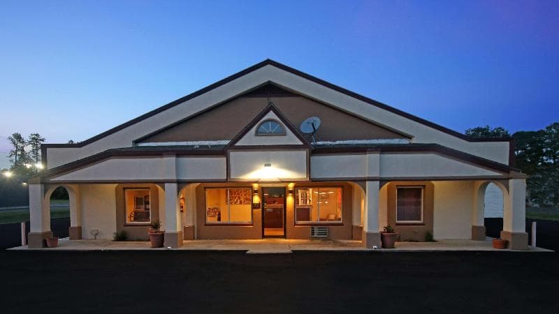 Red Roof Inn Santee 5