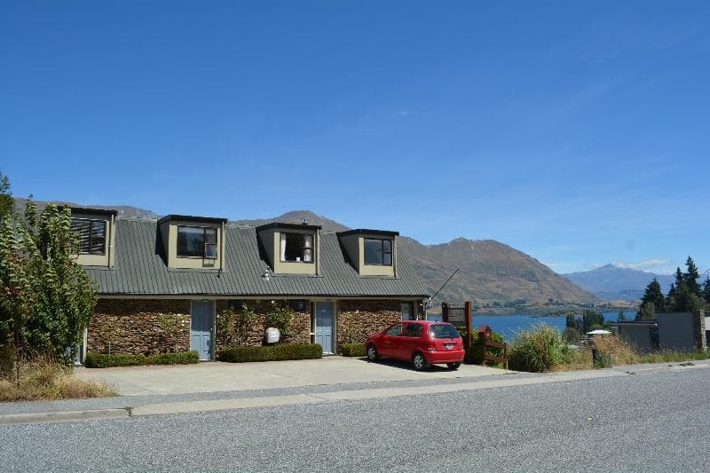 Lakeview Motel 3