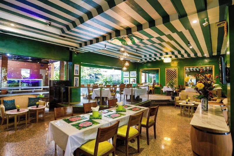 Johns Pardede International Hotel 5