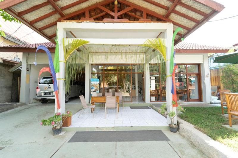 Komodo Lodge 2