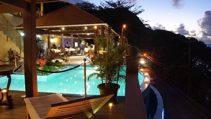 Treasure Cove Hotel & Restaurant 4