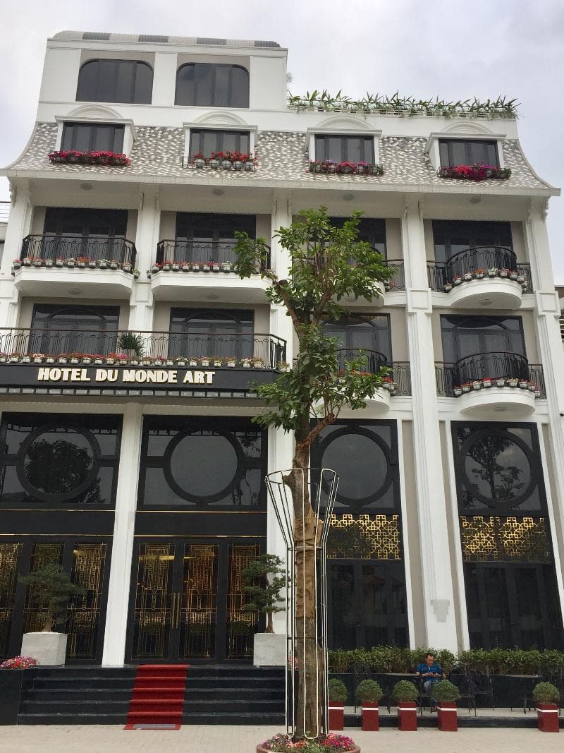 Hotel Du Monde main