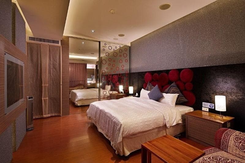 Prague Spring Boutique Motel 4
