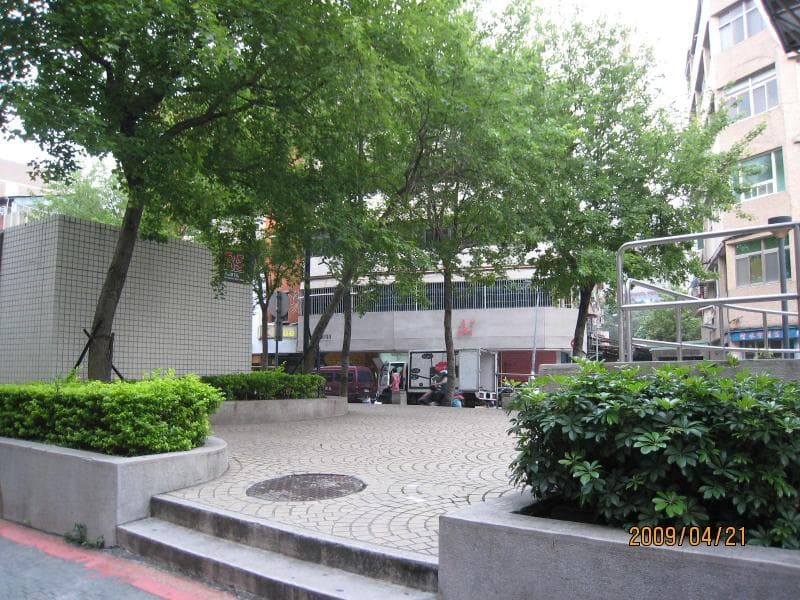Purple Garden Hotel 4
