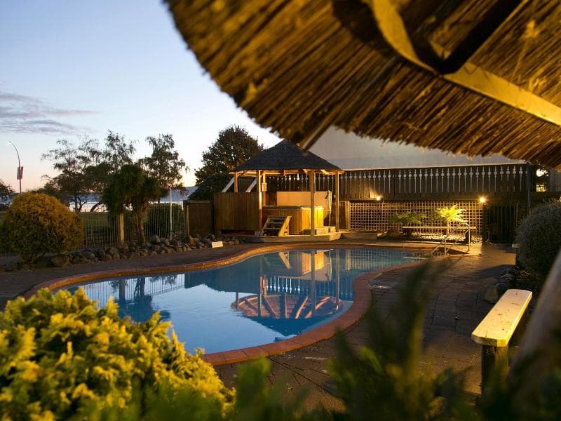 Le Chalet Suisse Taupo photo 1