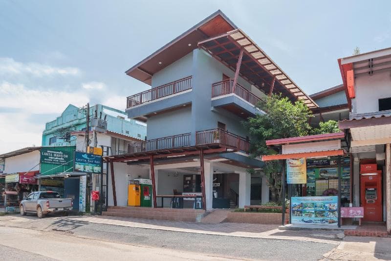 Lanta Ray Bay Hotel 3