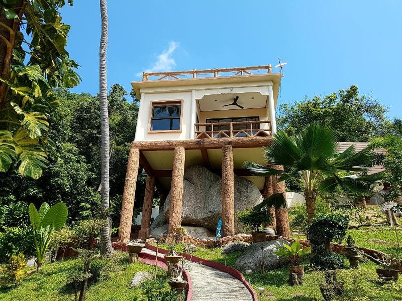 Moonstone Studio And Villa 3