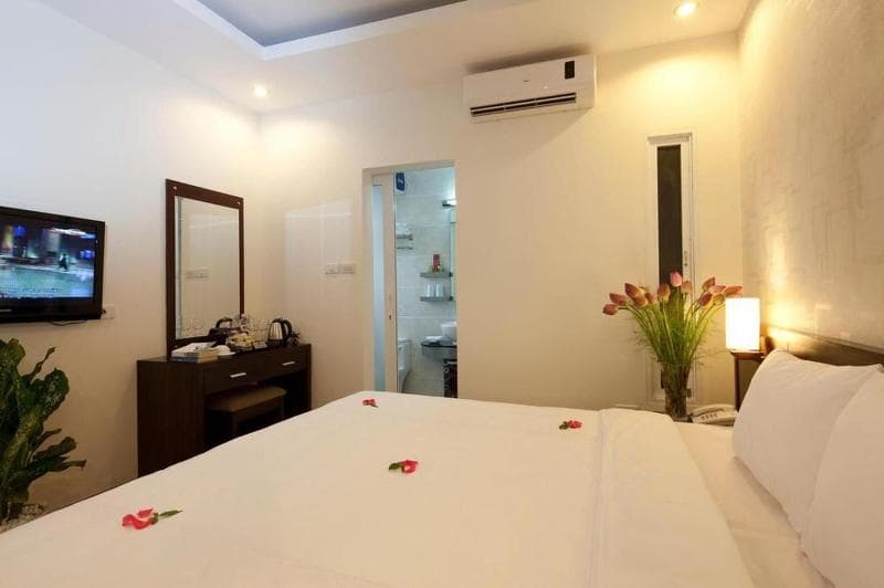 Rising Dragon Legend Hotel 4