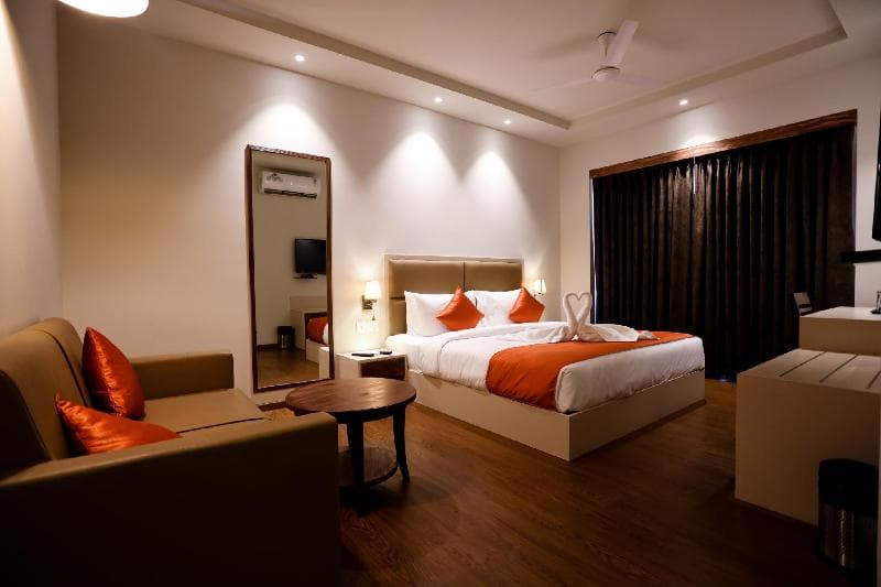 Amara Grand 4