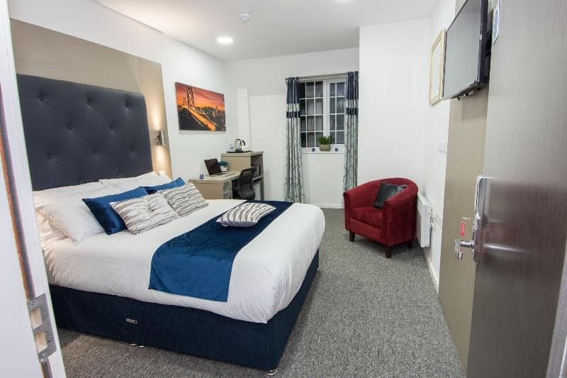 Abbey Hotel photo 1