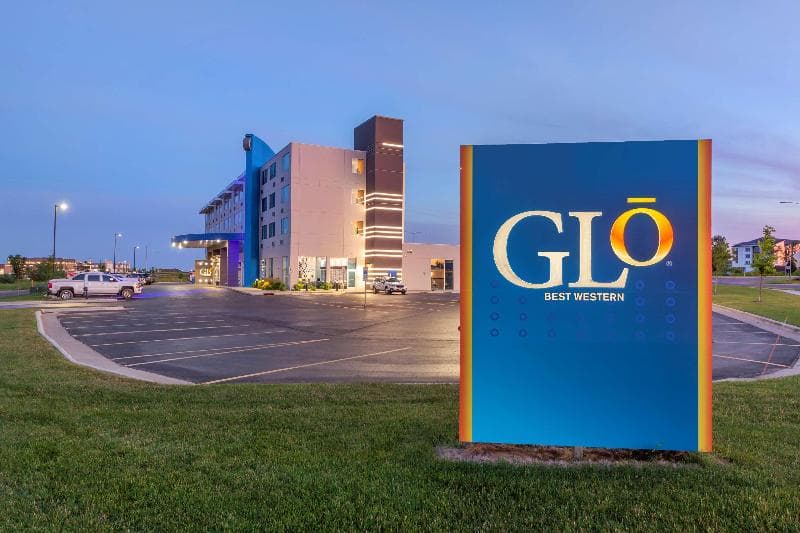 GLo Best Western Dawley Farms In Sioux Falls photo 1