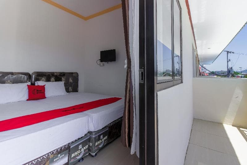 Reddoorz Near Sam Ratulangi Airport main