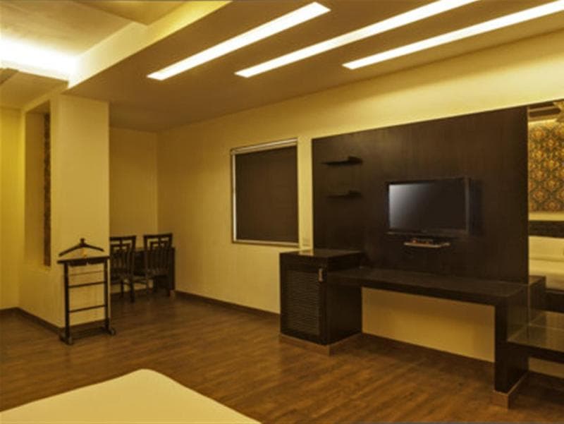 Hotel Delhi 37 main