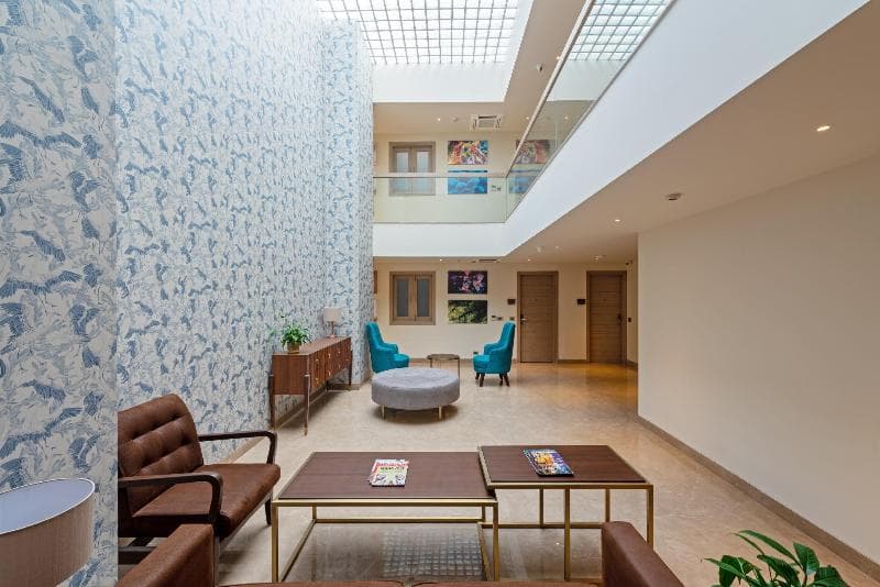 Hotel Saket 27 5