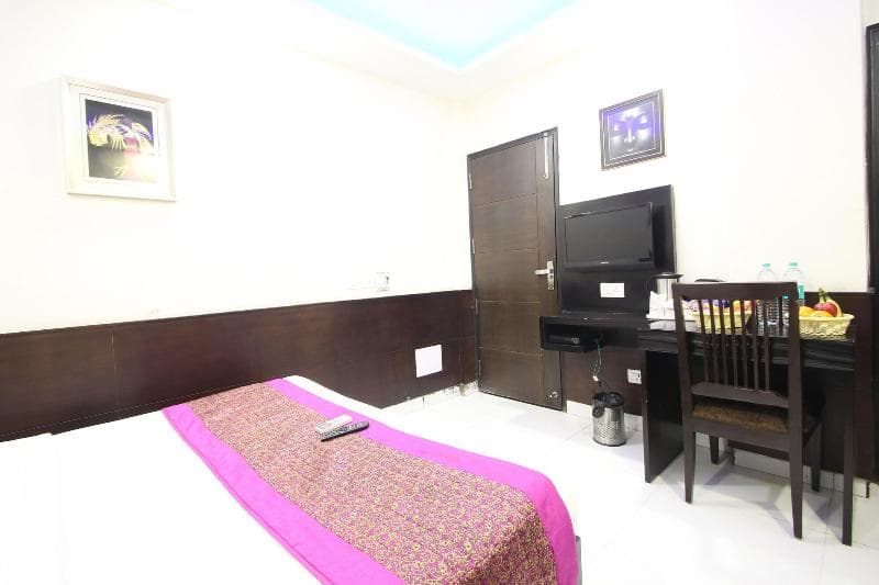 Hotel Hill Palace photo 1
