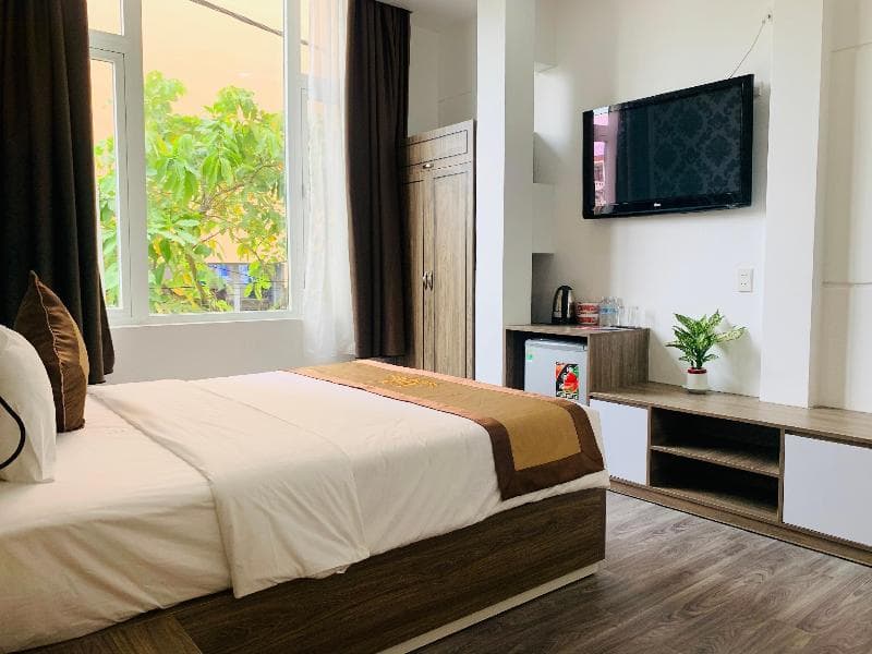 Nice Hue Hotel 4