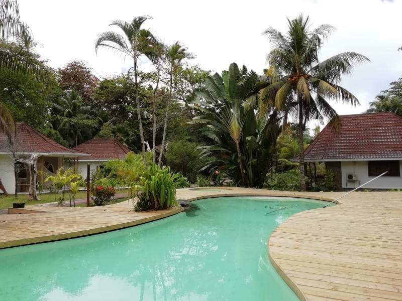 Bliss Hotel Praslin 2