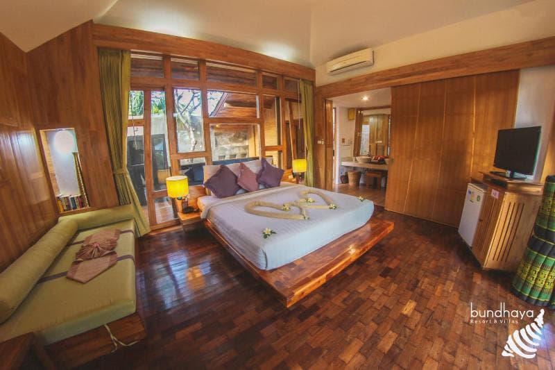 Bundhaya Villas main