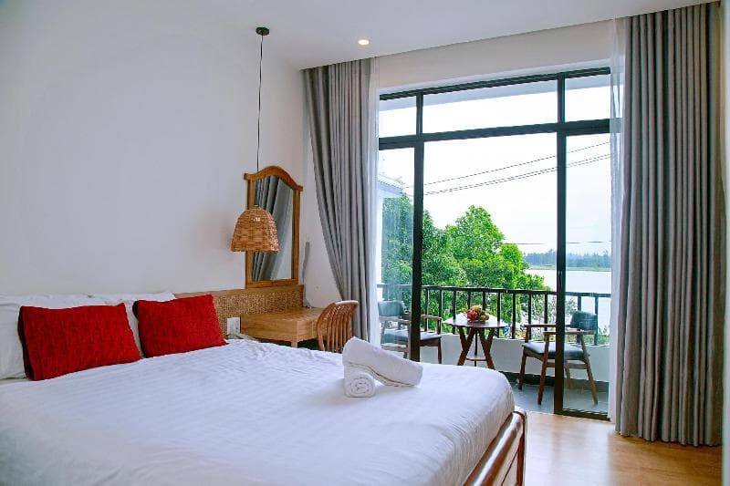 The Corner Riverside Villa 4