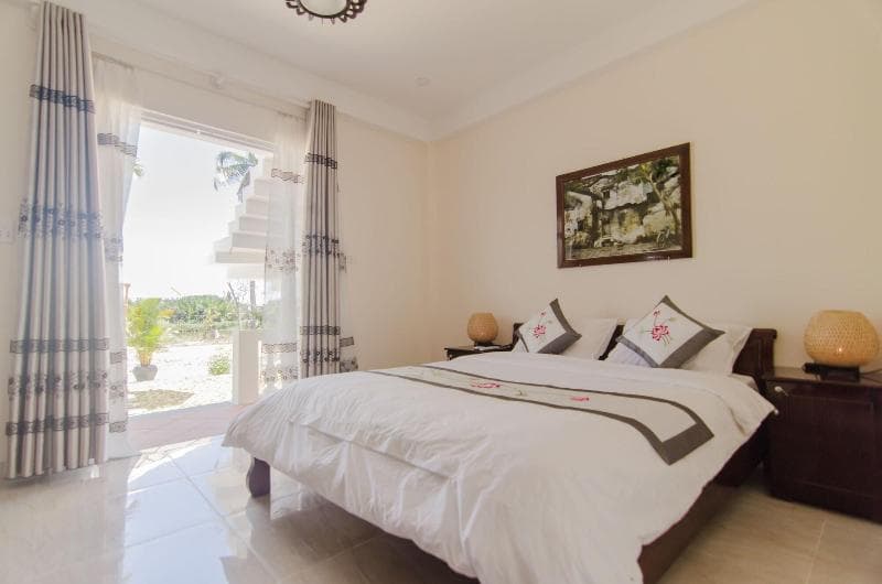 The Moon River Homestay & Villa 4
