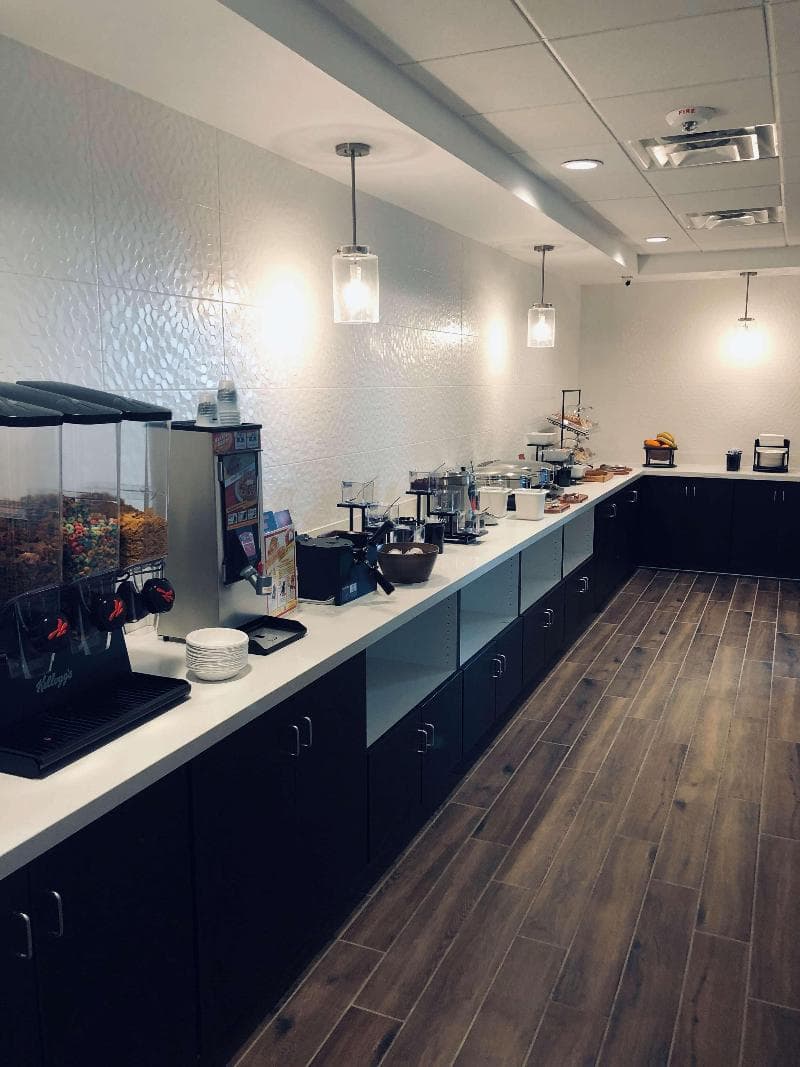 Best Western Plus Desert View Inn & Suites 3
