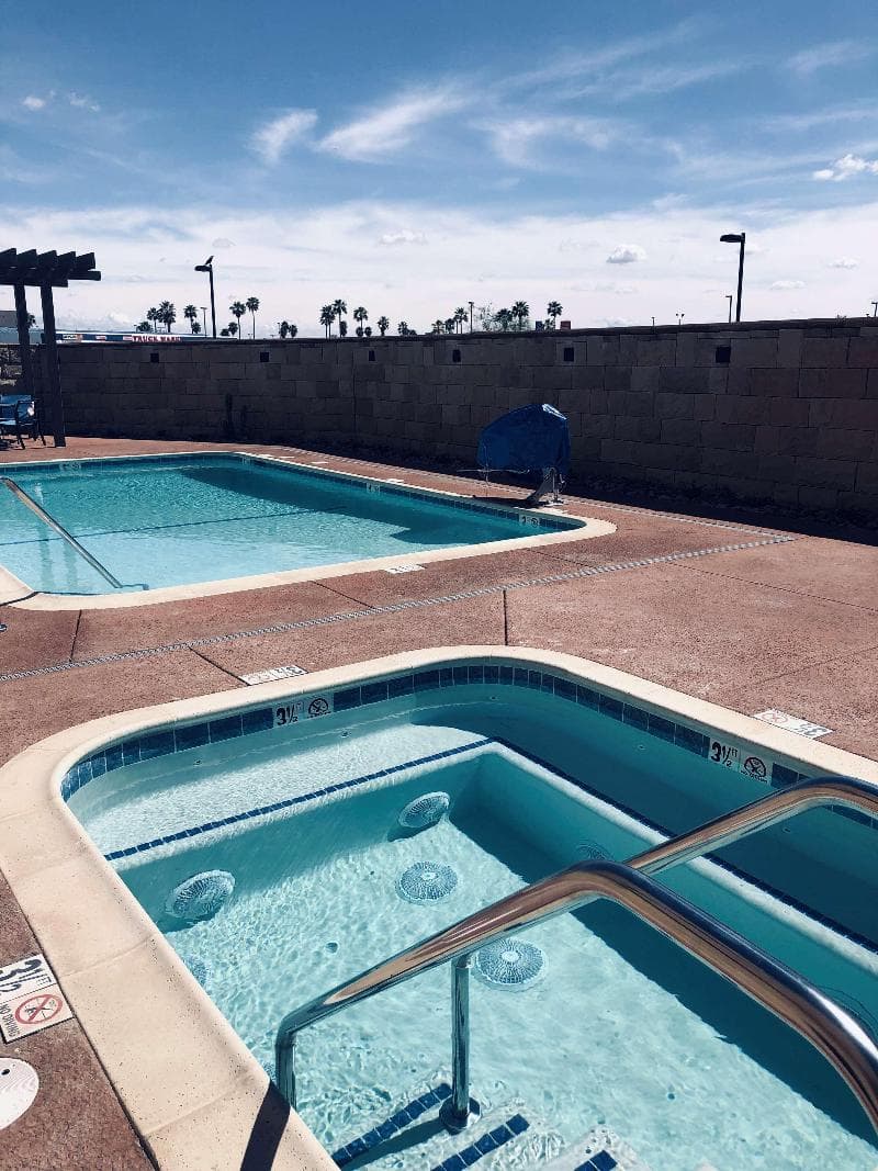 Best Western Plus Desert View Inn & Suites 5