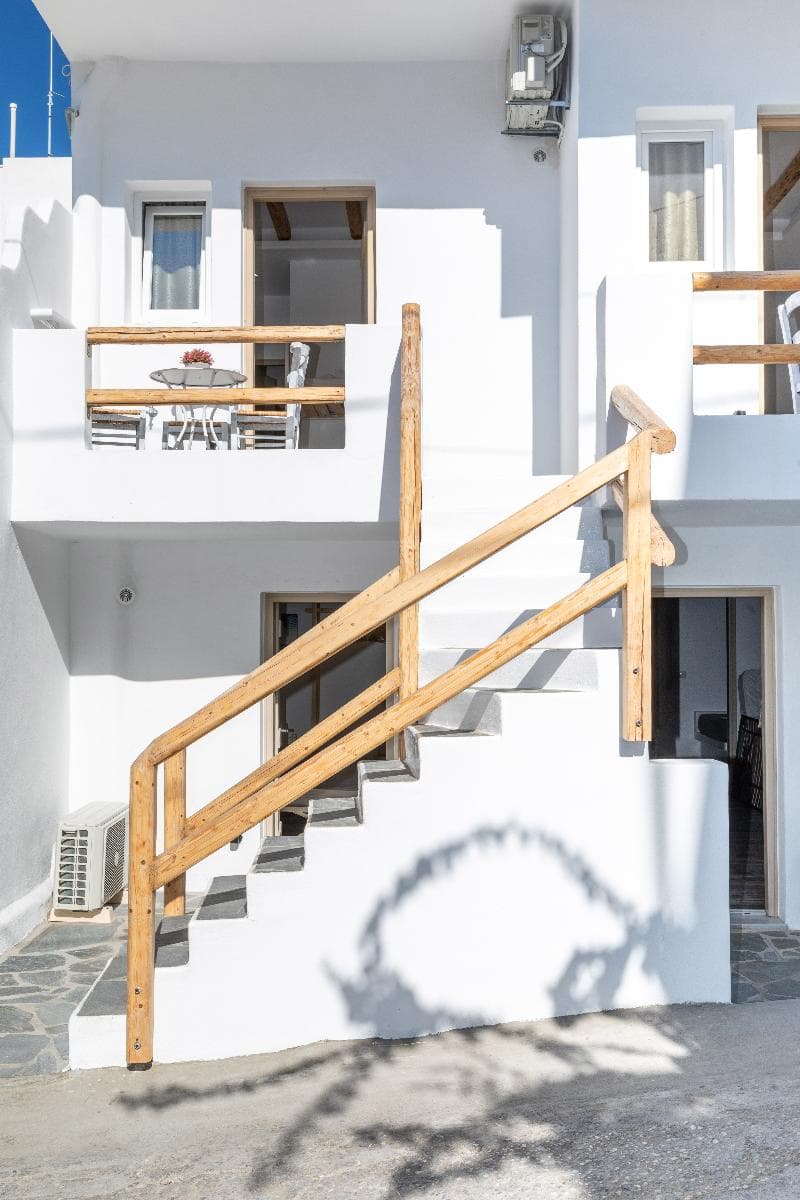Depis Luxury Suites 5